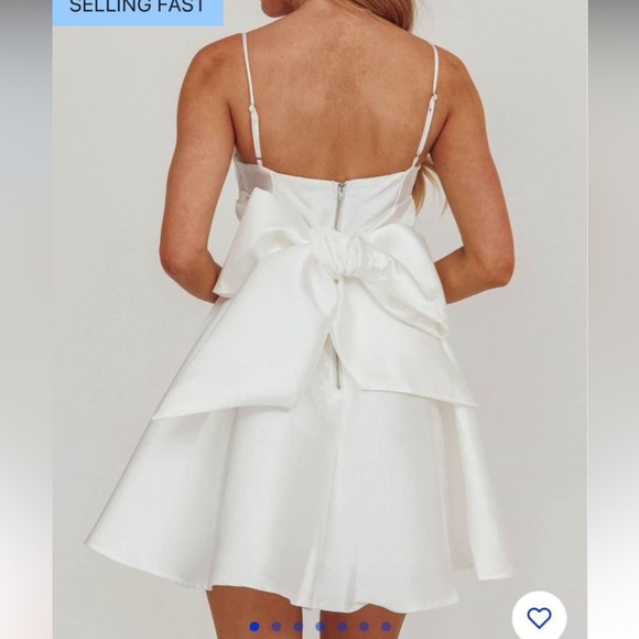 WHITE DRESS WITH BOW - Picture 2 of 2